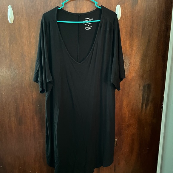 torrid Tops - Torrid Super Soft Black Favorite Tunic Top